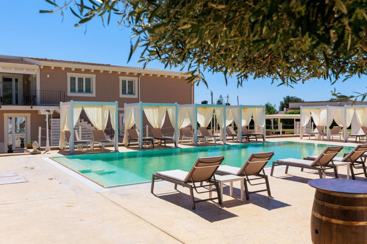 Tramonto Ibleo Resort アヴォラ エクステリア 写真